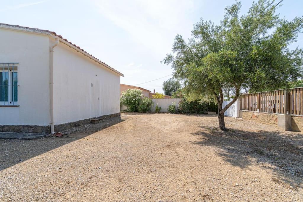 Mb1-house With Big Garden ,swimming-pool, & Barbacue In Holiday home Roses