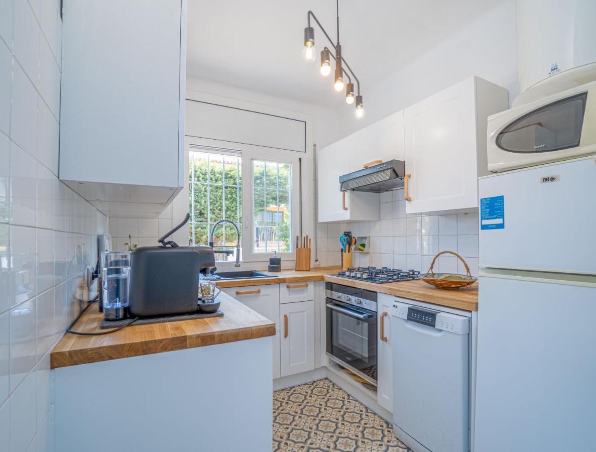Mb1-house With Big Garden ,swimming-pool, & Barbacue In Holiday home Roses